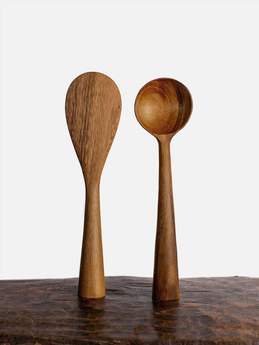 Stehende Kochlöffel und Pfannenwender Design