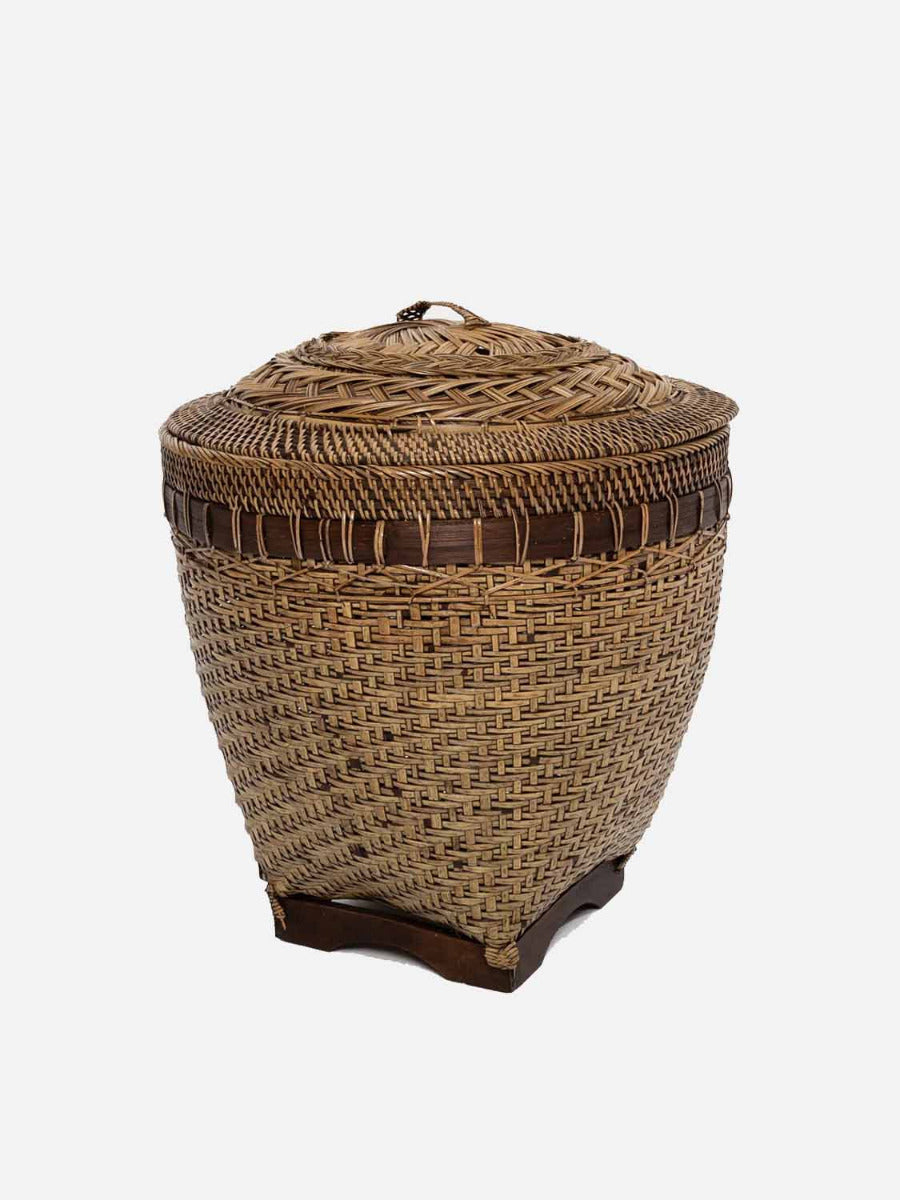 stilvoller rattan korb