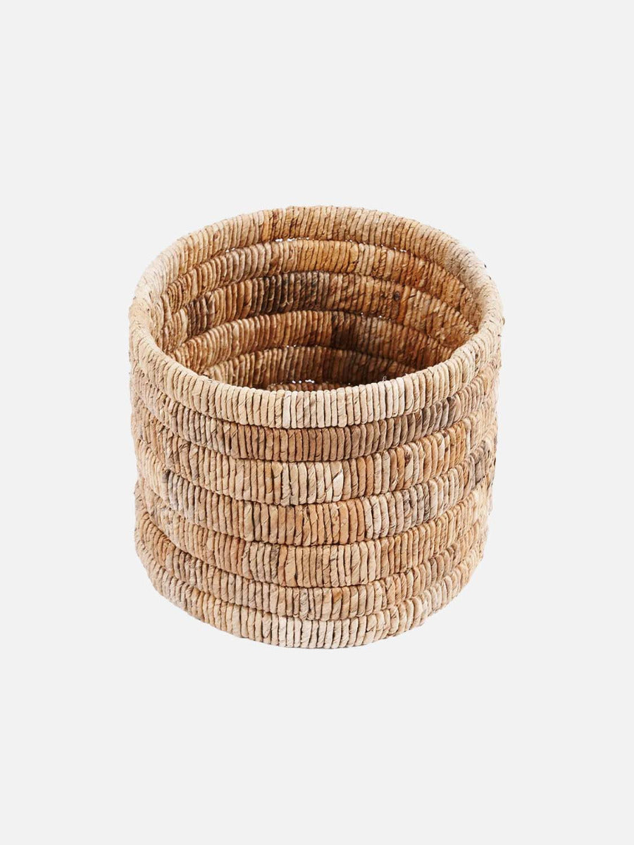 basket banana leaves