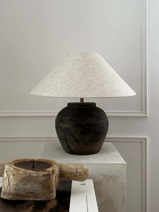 Lampe de table antique en pot
