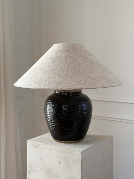 Lampe de table antique en pot