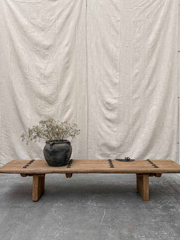 Rustikaler Couchtisch