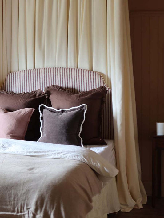 Cojín Louise Marrón Oscuro