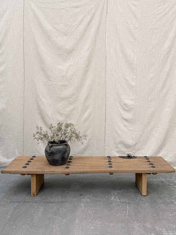 Rustikaler Couchtisch