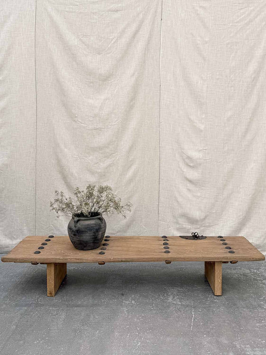 Rustikaler Couchtisch