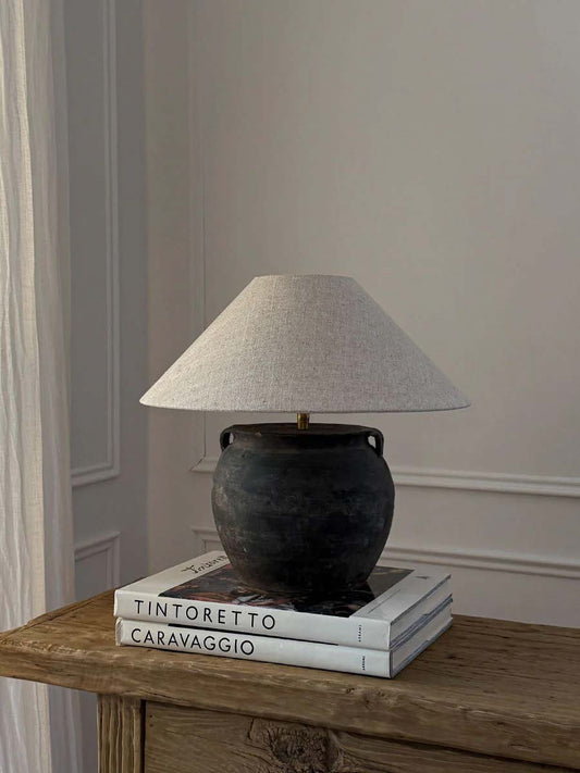 Lampada con base in ceramica antica
