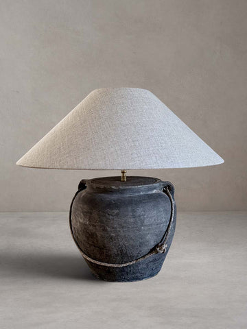 Lamp with antique ceramic base