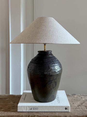 Lampe avec pied en céramique antique