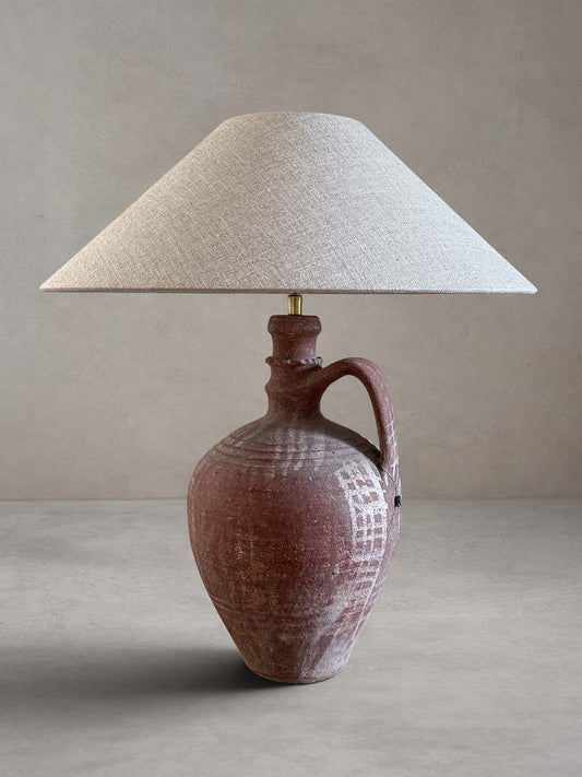 Lampada in terracotta con base in ceramica antica