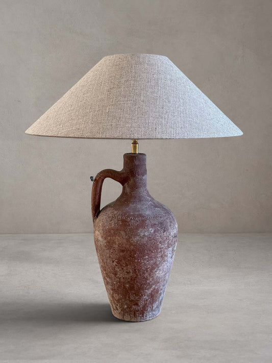 Lampada in terracotta con base in ceramica antica
