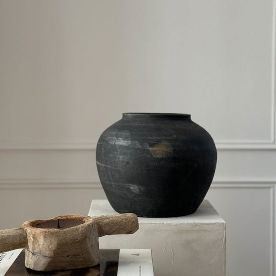 antiker tontopf primitiv pot