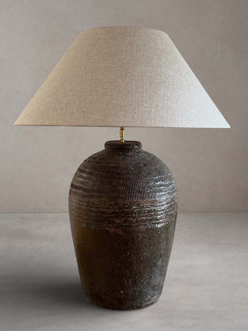 Lampe avec pied en céramique antique