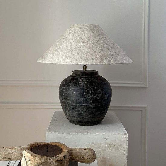 Antique Pot Table Lamp
