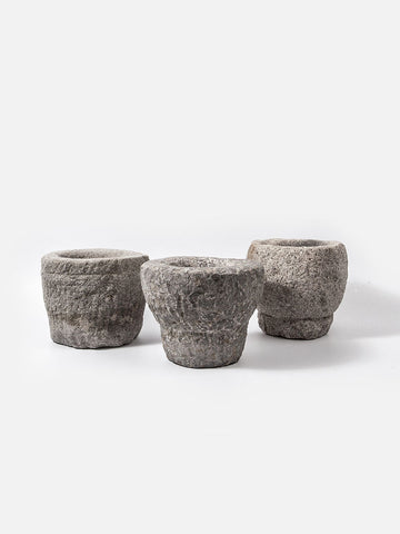 Mortier en pierre puriste