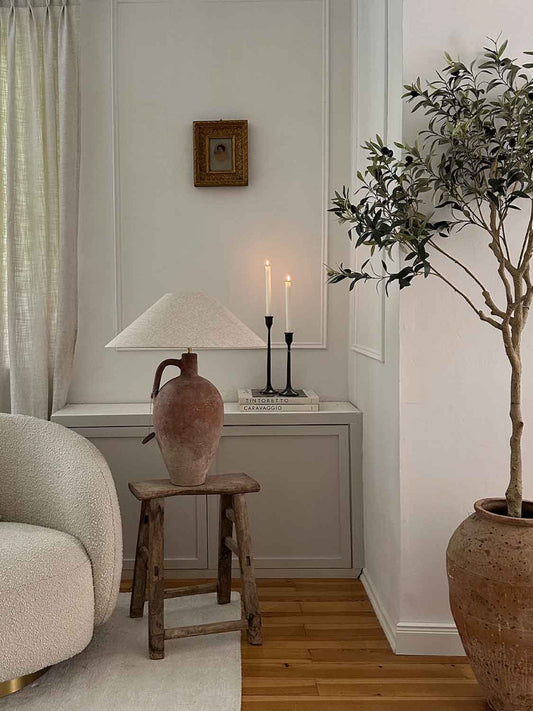 Lampada in terracotta con base in ceramica antica
